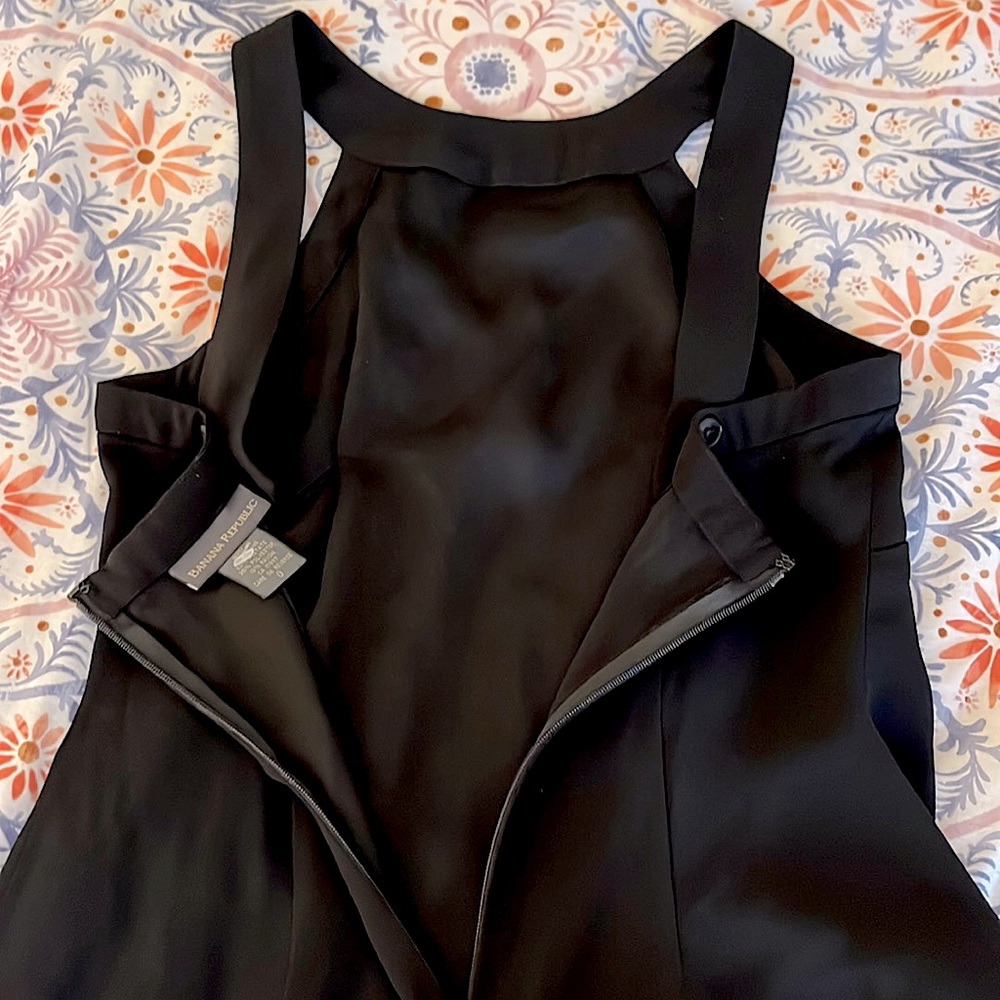 NWOT~ Banana Republic Black Halter Dress Size 0 - Picture 5 of 7